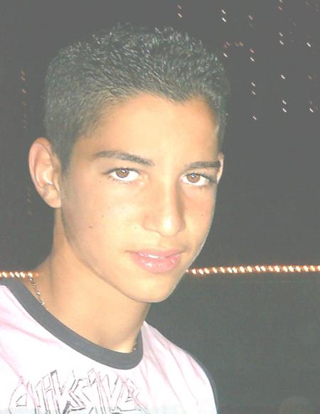 yanis!!